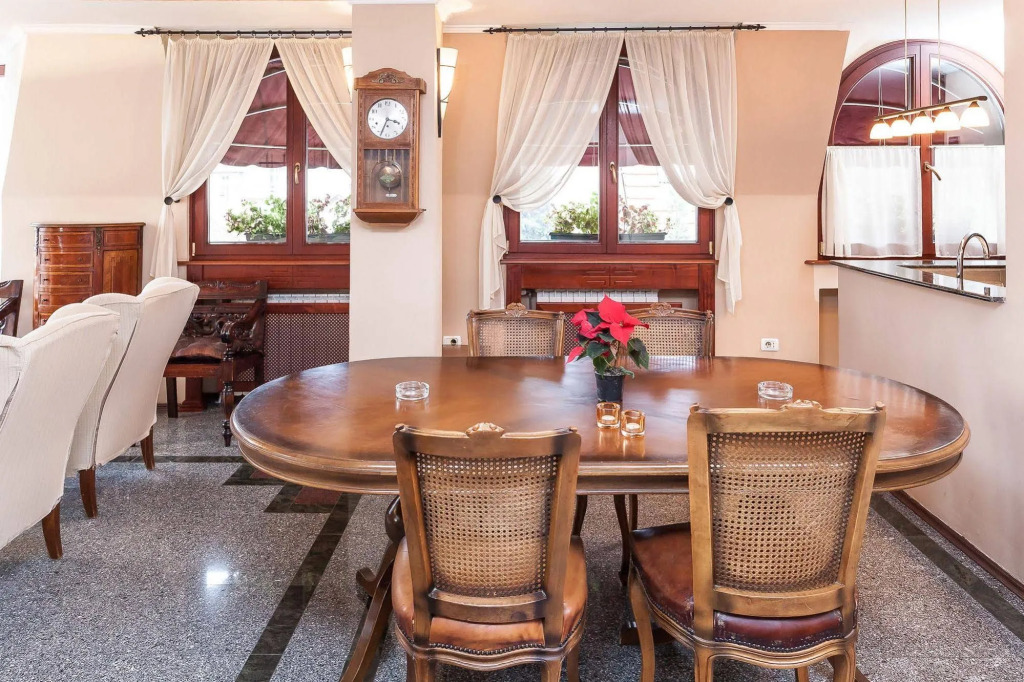 Modern Inn Boutique Hotel