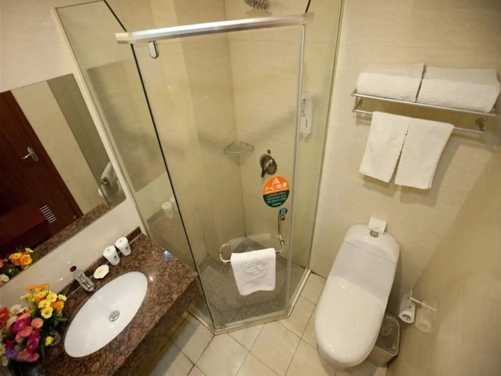GreenTree Inn Zhenjiang Nanmenwai Street Shell Hotel