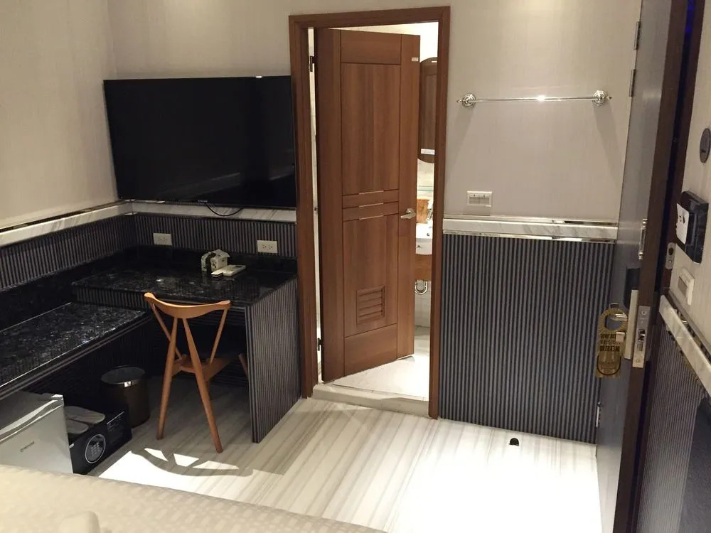 Capsule Hostel
