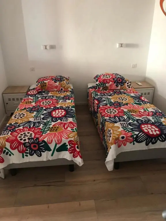 Grand studio rue piétonne Ajaccio