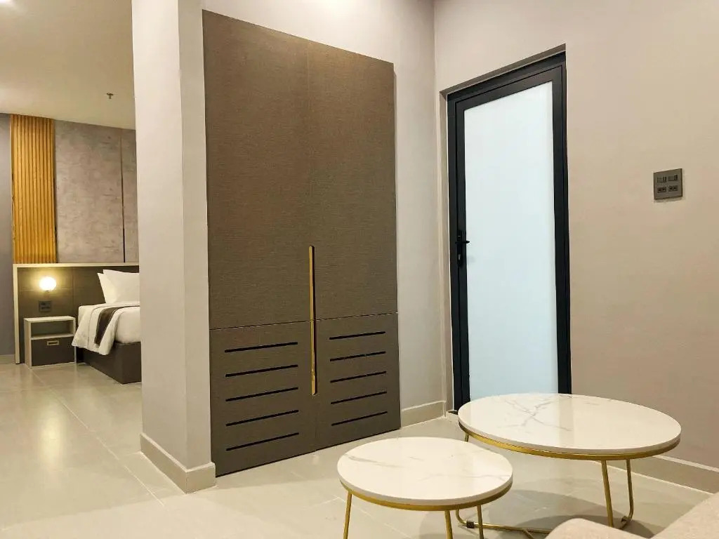 LION 3 HOTEL