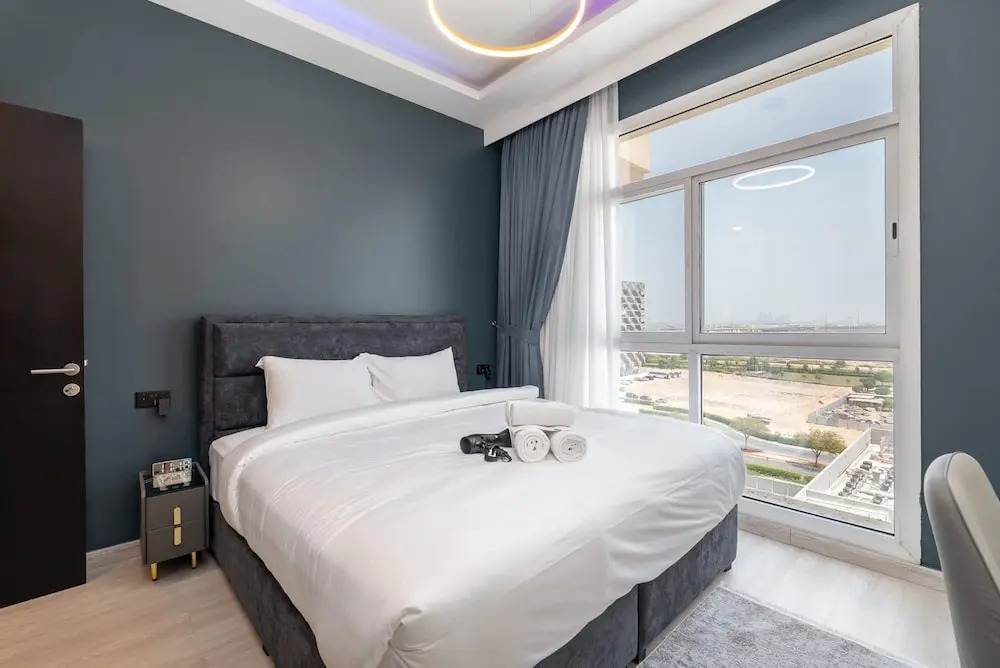 Calm 1-bedroom With Relaxing Balcony Atmosphere in Liwan