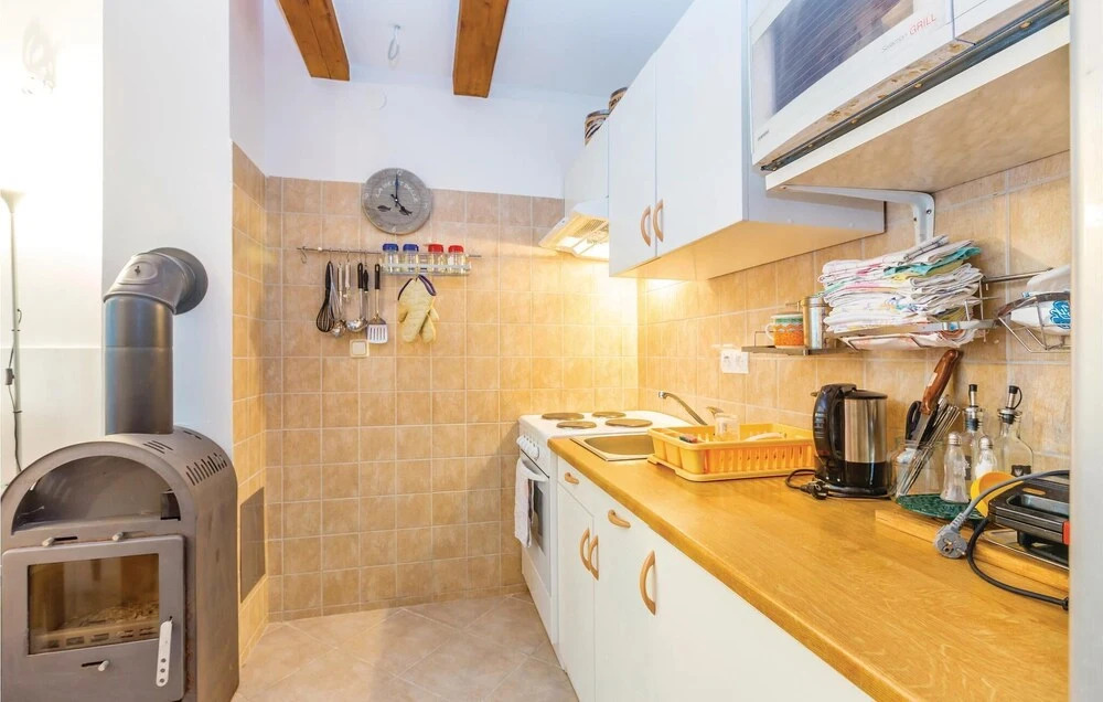 Stunning Home in Banjol With Wifi and 1 Bedrooms