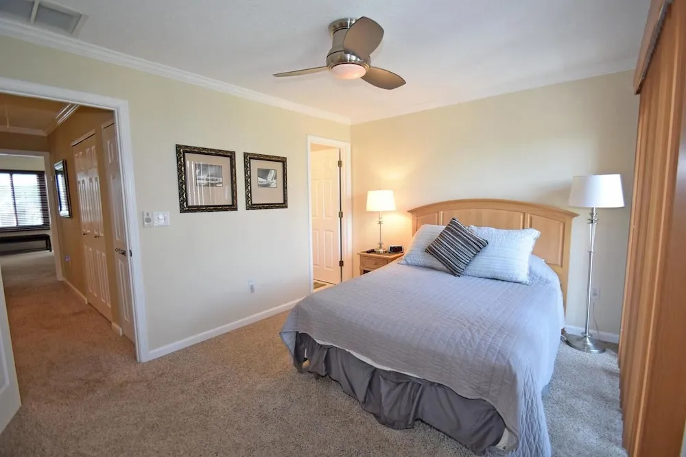 Harbour Island 22C 2 Br townhouse by RedAwning