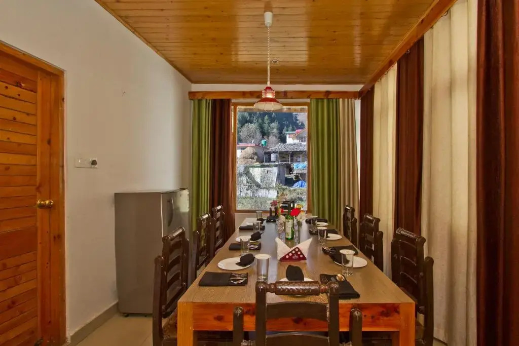OYO Rooms 210 Wide River View