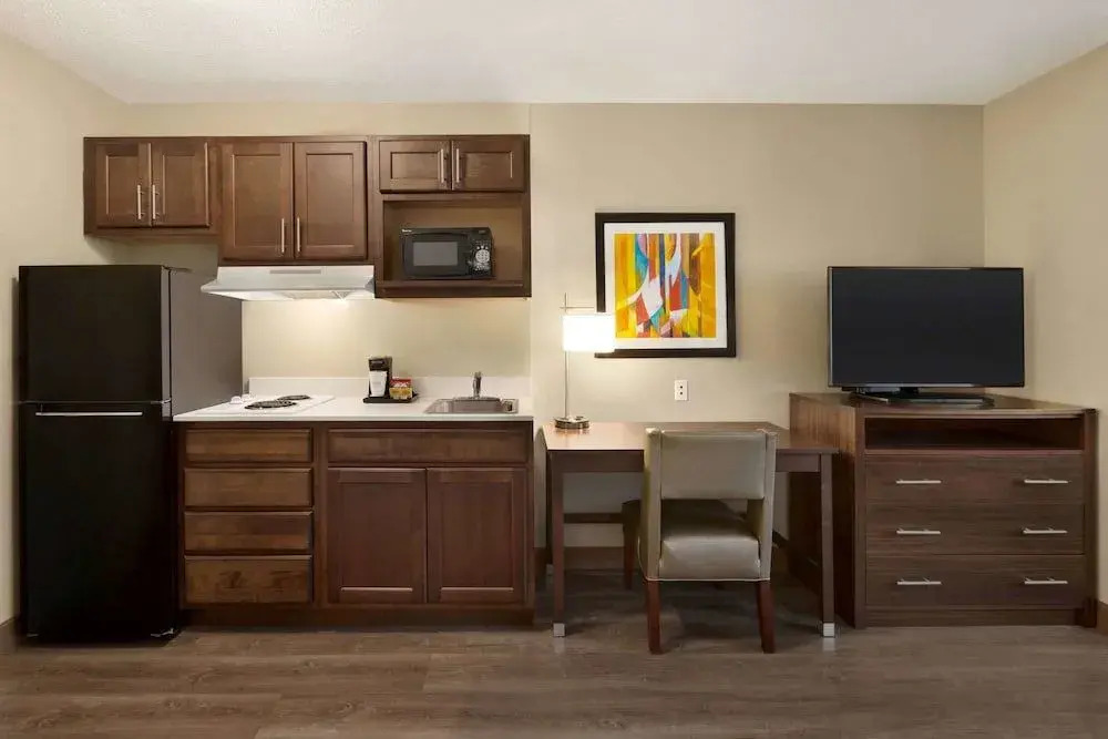 Hawthorn Suites by Wyndham Columbus Fort Benning
