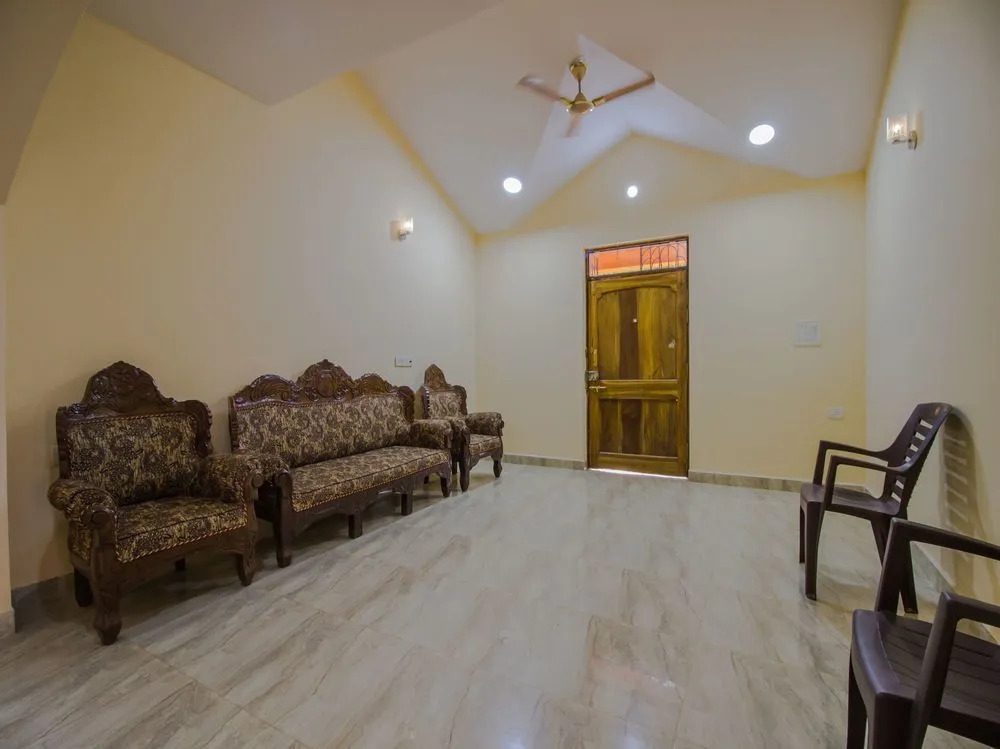 OYO 13914 Home Graceful Studio Siolim