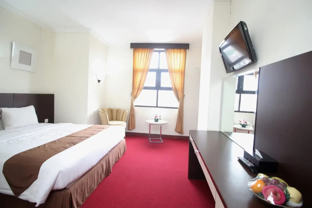 UNY Hotel