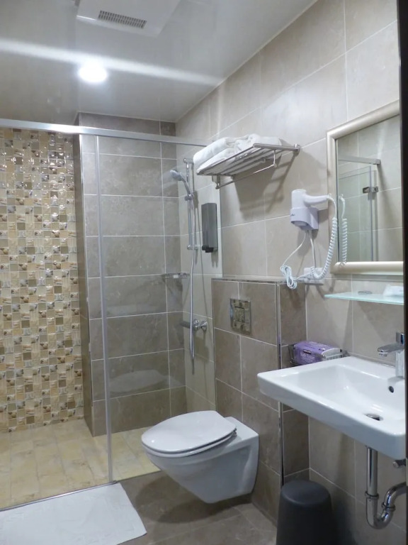KLA B&B