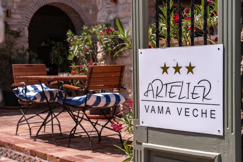 Artelier Vama Veche