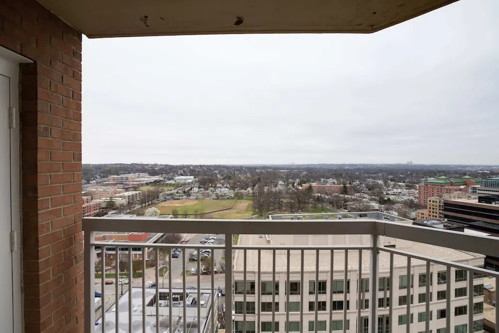 Gorgeous 2 Condo Ballston place w-GYM