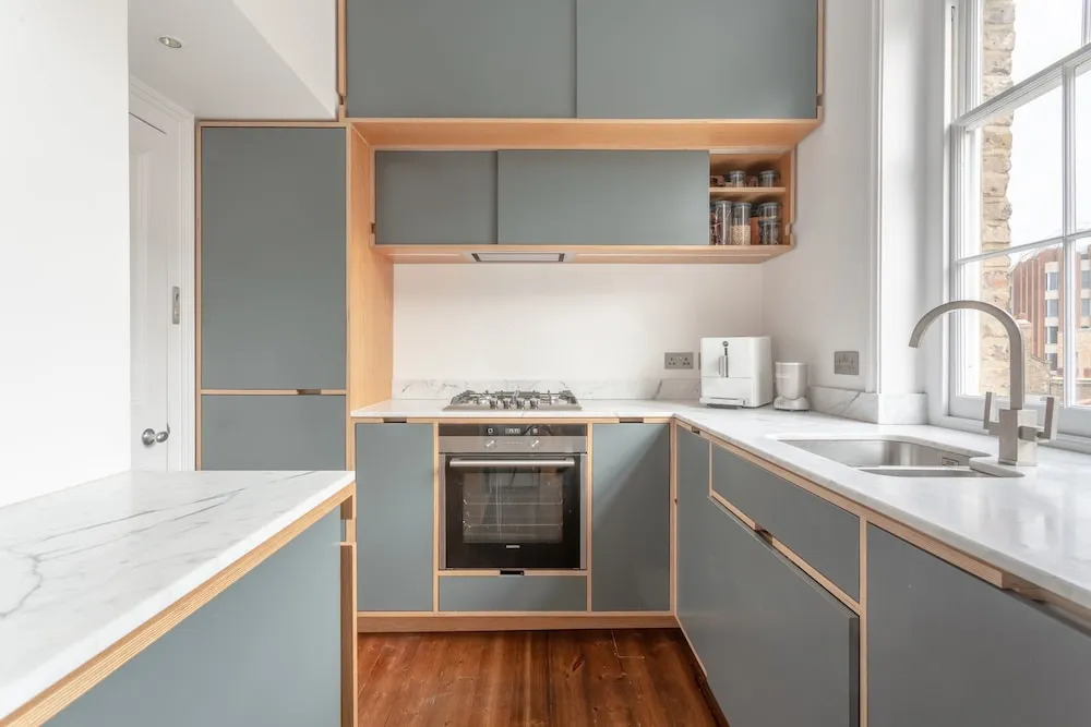 Modern 2 Bedroom Apartment With Balcony Close To Borough tube