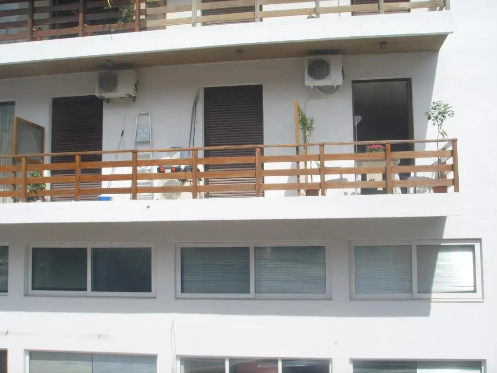 Awesome studio, 5 mins to beach, cafe, old town