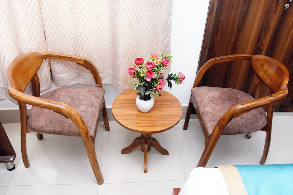 Hotel Fortune Home Noida Sector 135