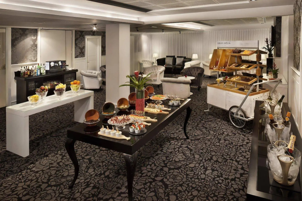 Hotel Colón, a Gran Meliá Hotel - The Leading Hotels of the World