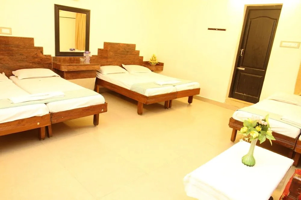 Triveni Tourist Home