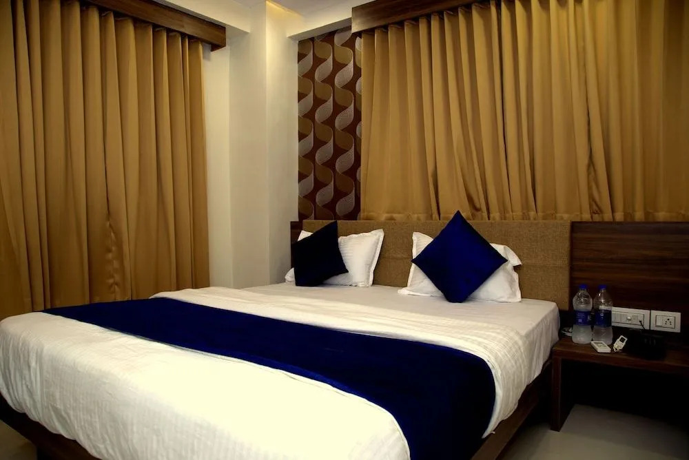 Hotel Leisure