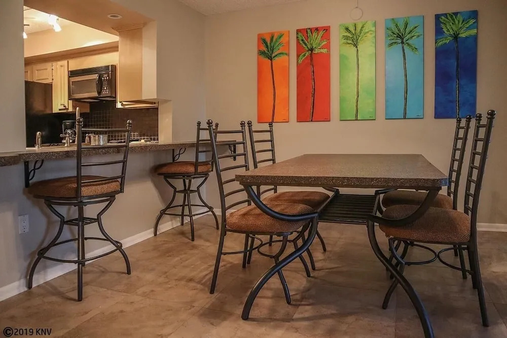 Sandarac 403b 2 Bedroom Condo