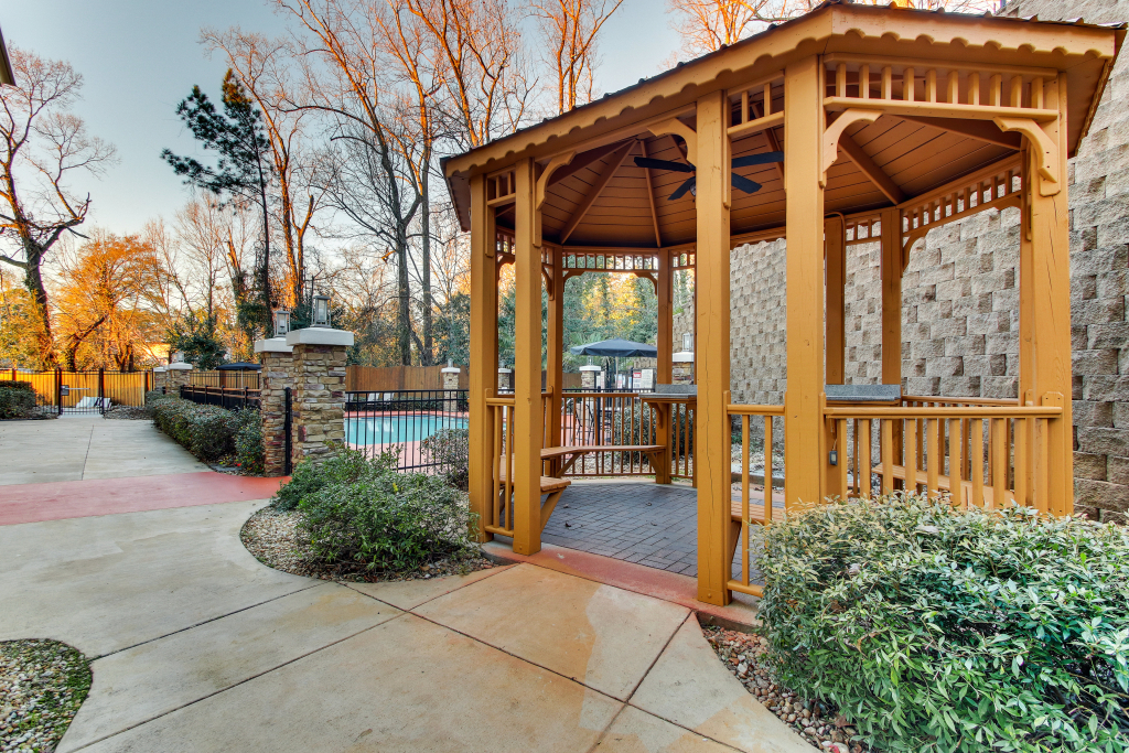 Holiday Inn Express & Suites Columbus - Ft Benning Maingate by IHG