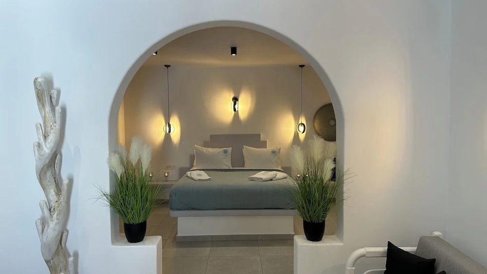 Miracles Suites by Anastasia Princess, Adults Only