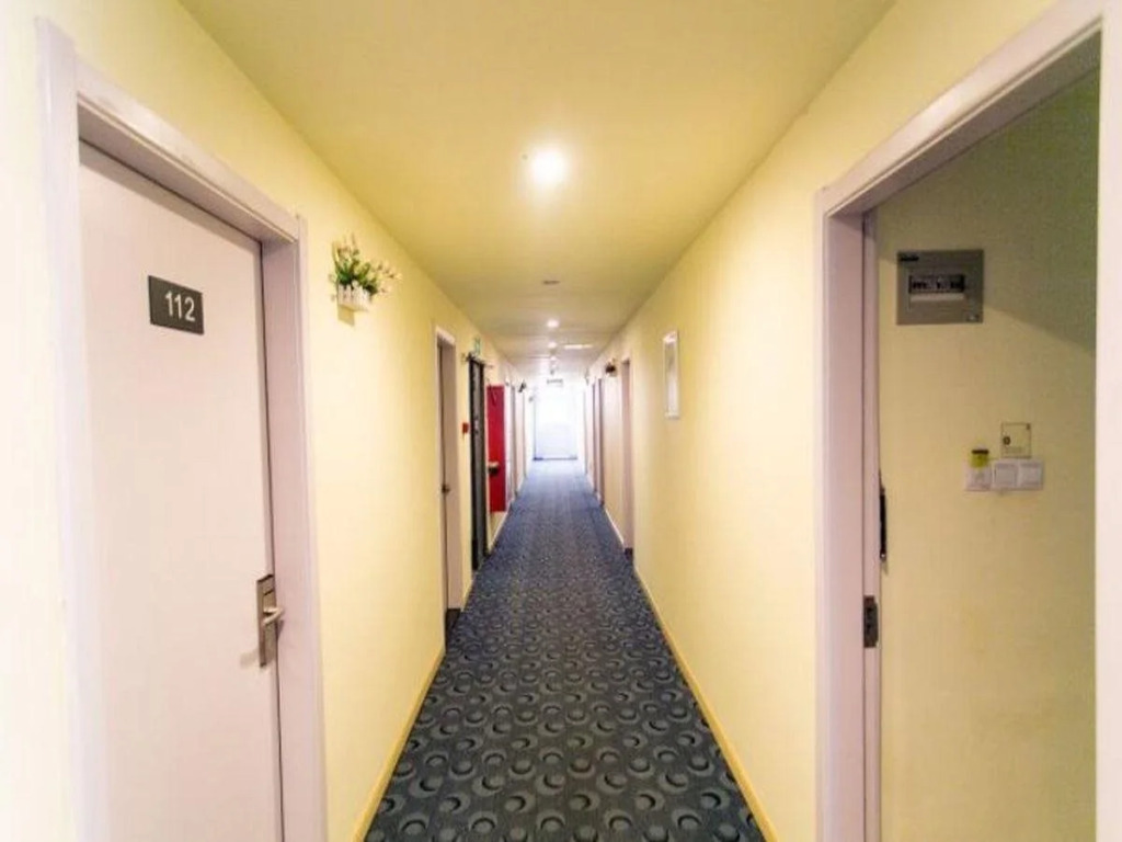 7Days Inn Wujiang Luxiang South Road
