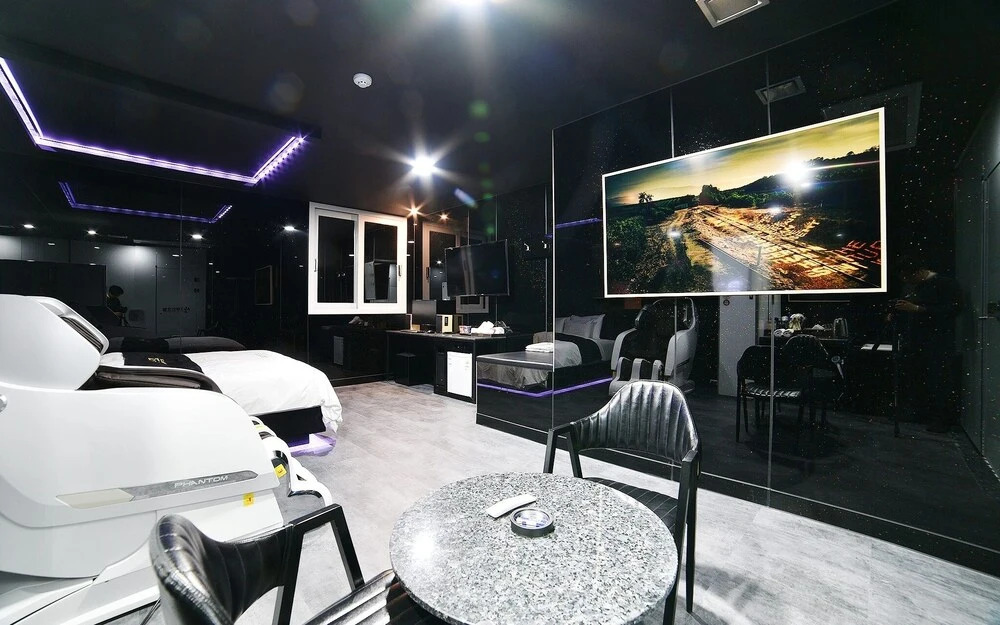 Yeosu San Self Check-in Hotel