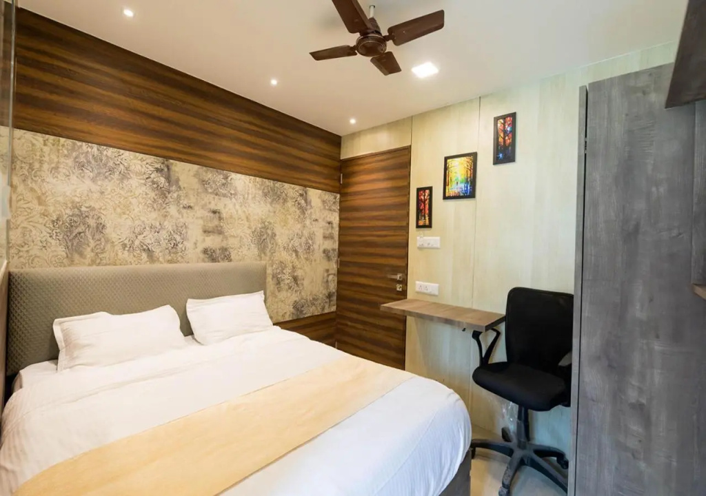 Hotel New Sky Palace Residency - Near International Airport