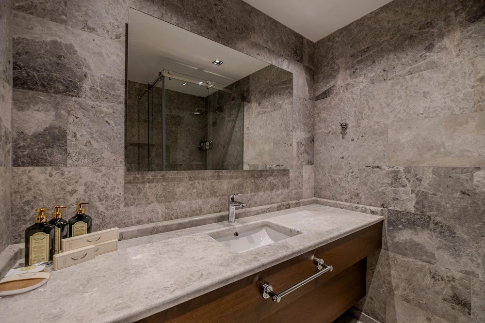 BİSTANBUL HOTEL