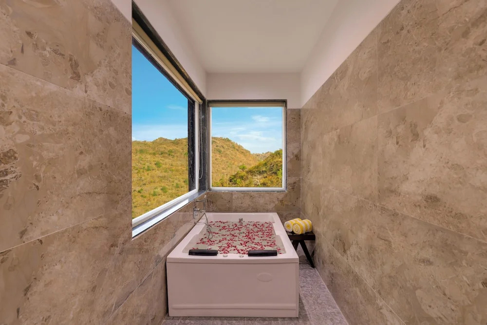 Lemon Tree Resort, Kumbhalgarh