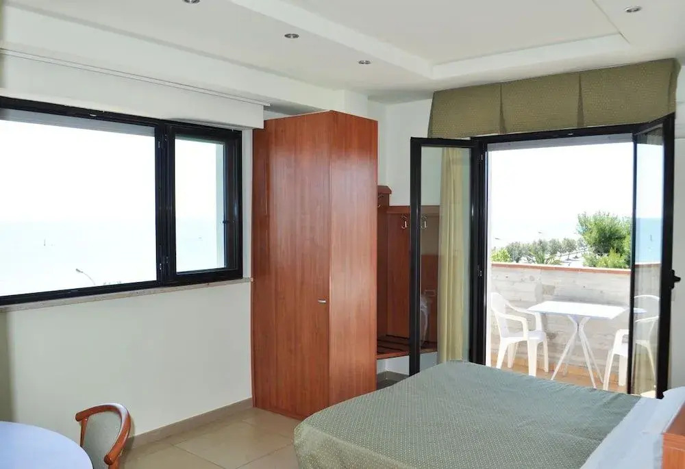 HOTEL NARCISi