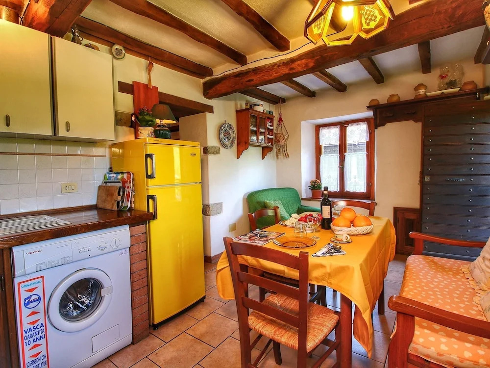 Mountain-view Apartment in Citta di Castello With Pool