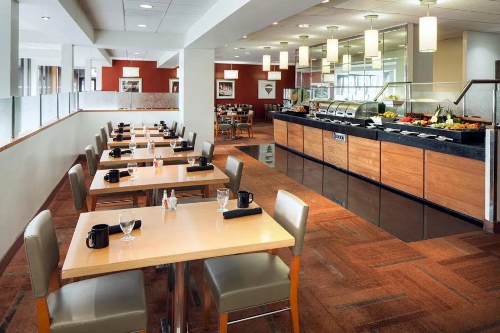 Four Points by Sheraton Los Angeles International Airport (США)