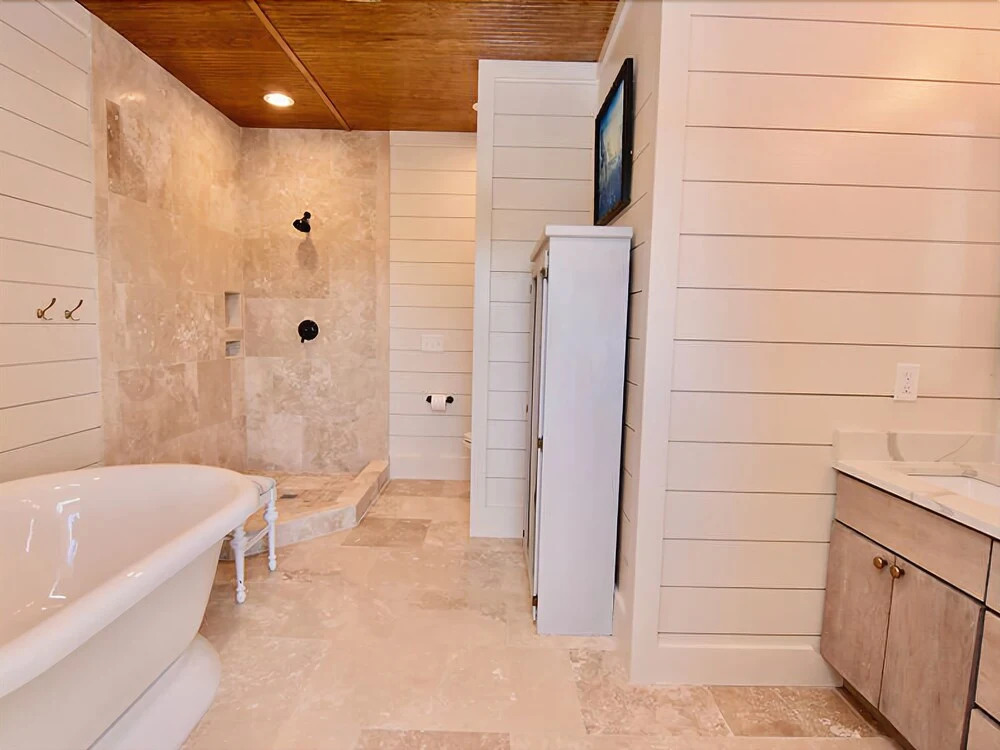 Sea Biscuit House 20 7 Bedrooms 6.5 Bathrooms Home