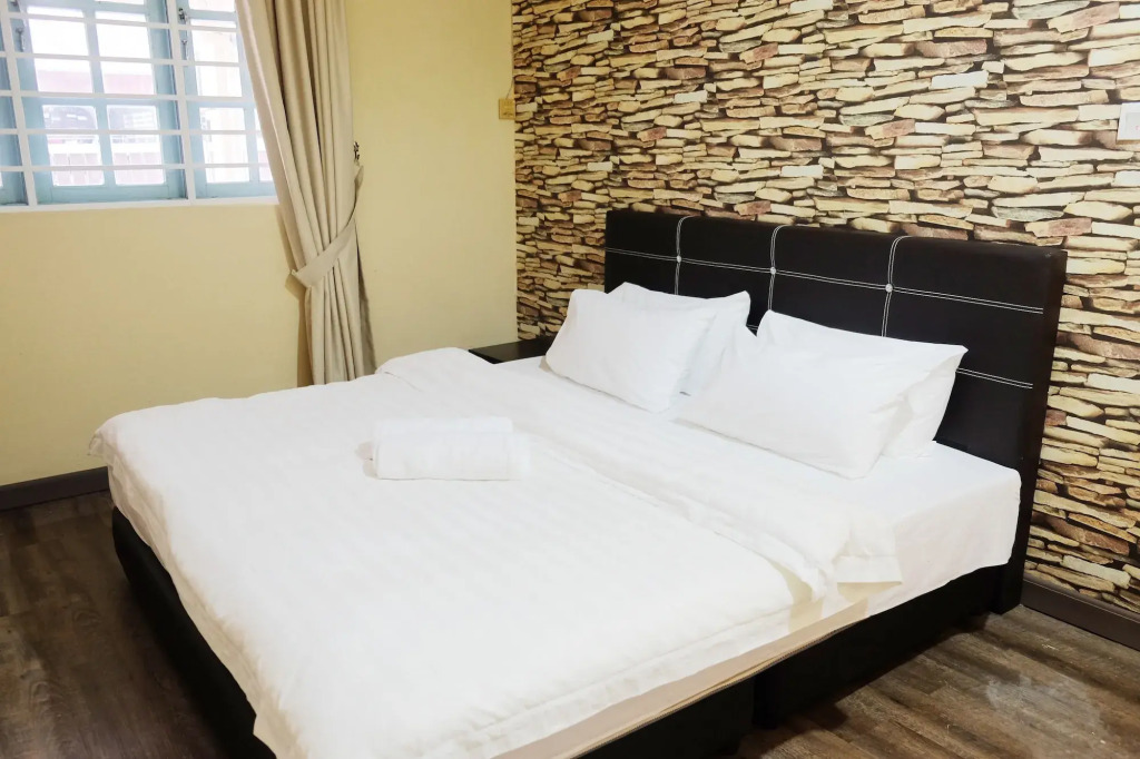 Natol Homestay - LA Tabuan Jaya
