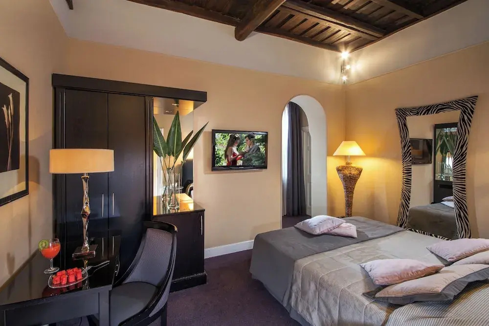 The Inn at the Spanish Steps Luxury Collection - Suite Condotti