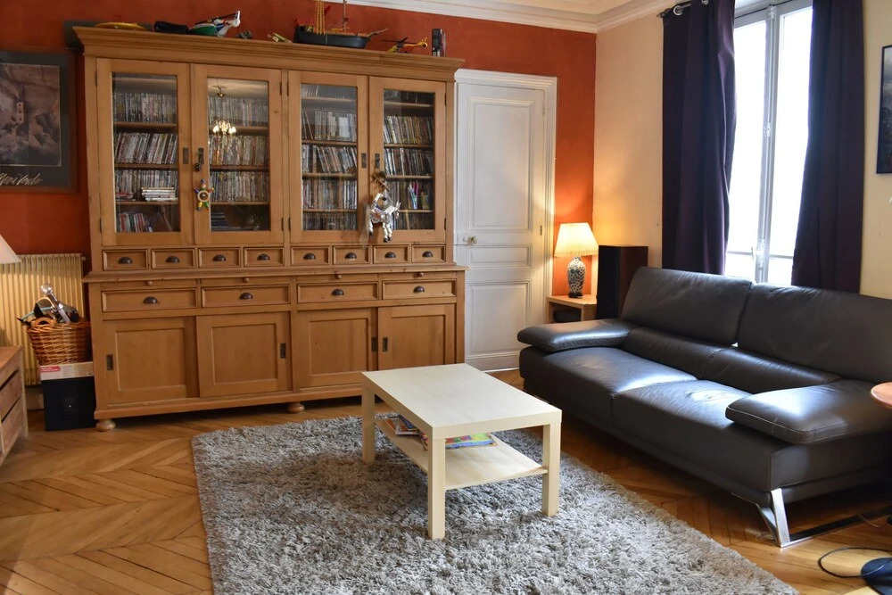 2 Bedroom Family Apartment in Saint-Mandé