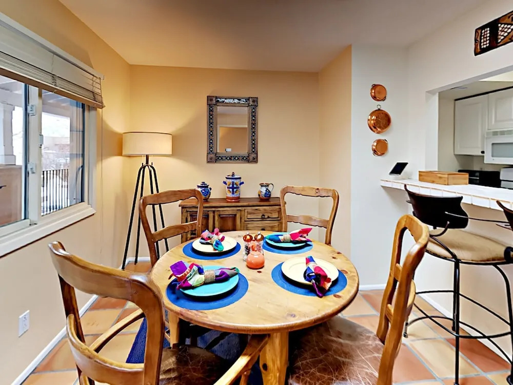 Bishops Lodge Unit 18 - 1 Br Apts