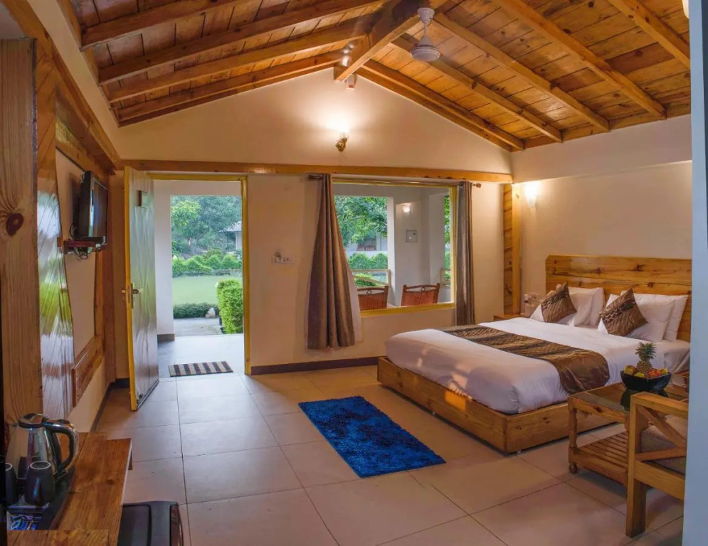 Bento Corbett Woods Resort