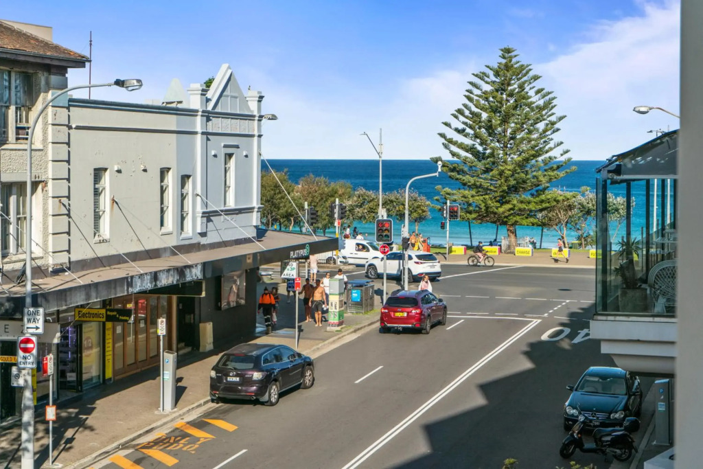 Premium Bondi Beach 2 Bedroom with Beach view and parking