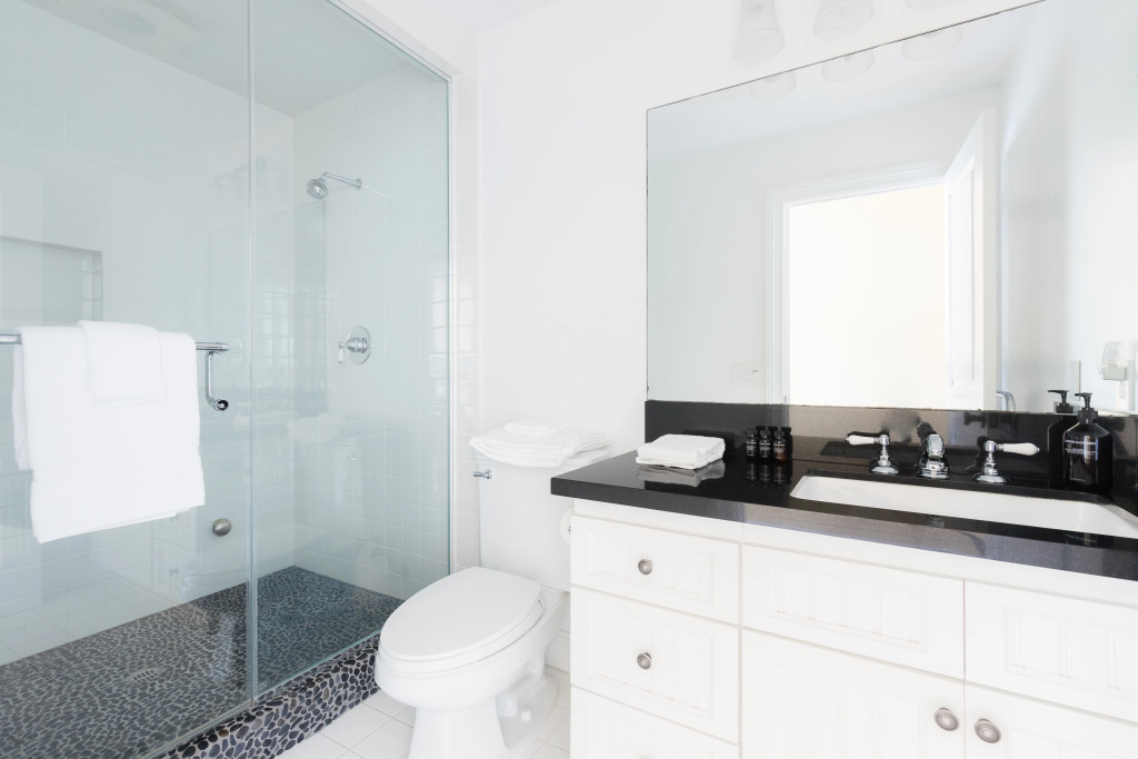 Romero by Avantstay Stunning Villa Close to Beach w/ Pool & Spa