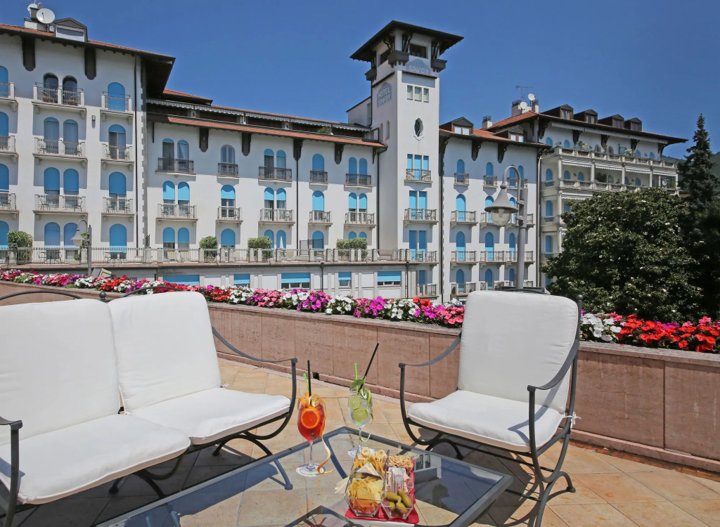 Hotel Savoy Palace