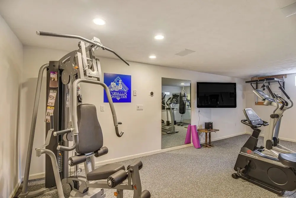 Expansive Group Getaway < 1 Mi to Dtwn Falmouth!