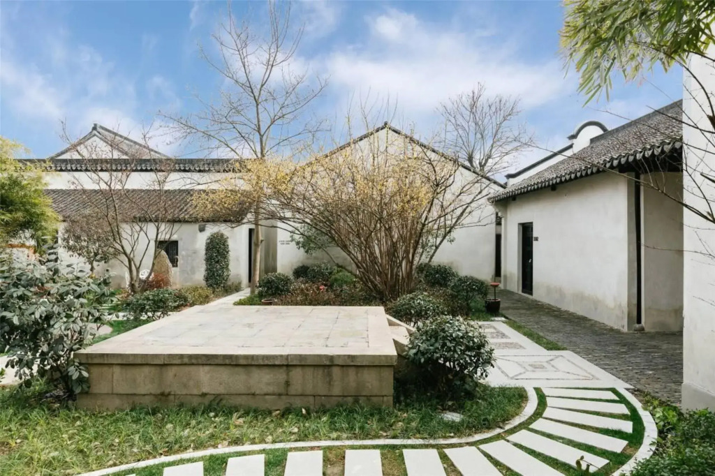 Blossom Hill Hotels & Resorts Nanxun Qiushuli