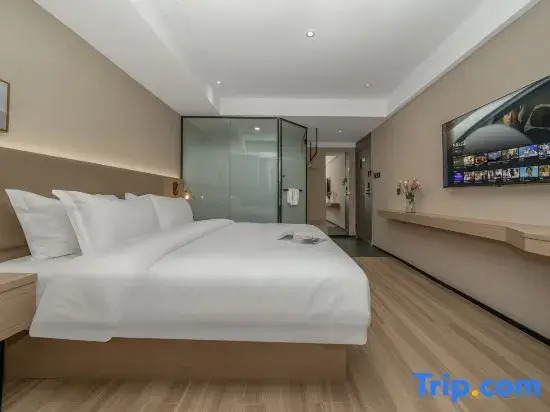 The Andaman Star Trek Hotel (3rd Street, two alleys, Chaoyang Plaza, Nanning)