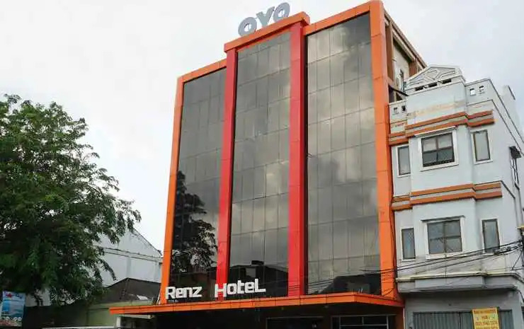 Ren'z Hotel
