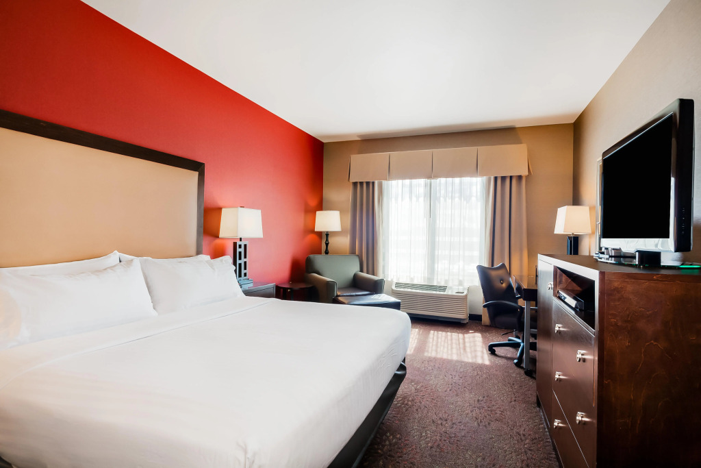 Holiday Inn Express and Suites Missoula by IHG