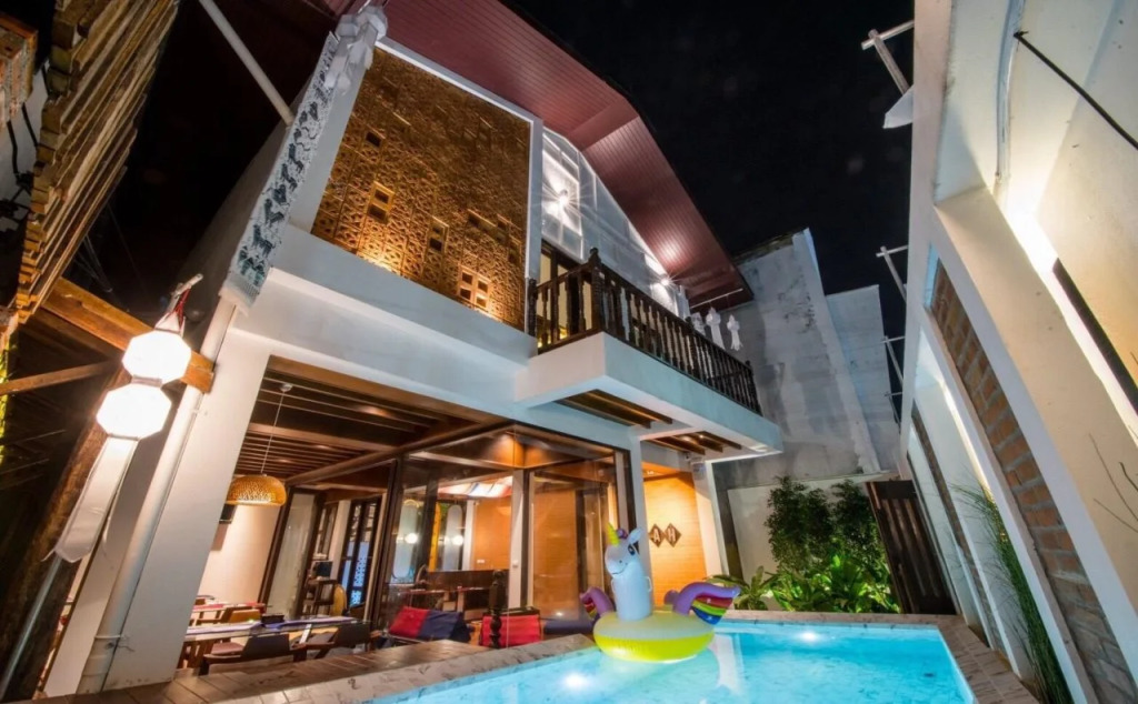 Pah Hotel