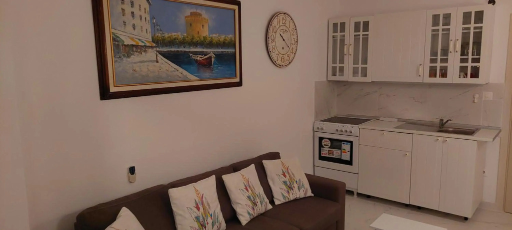 Lovely 1-bed Apartment in Perea