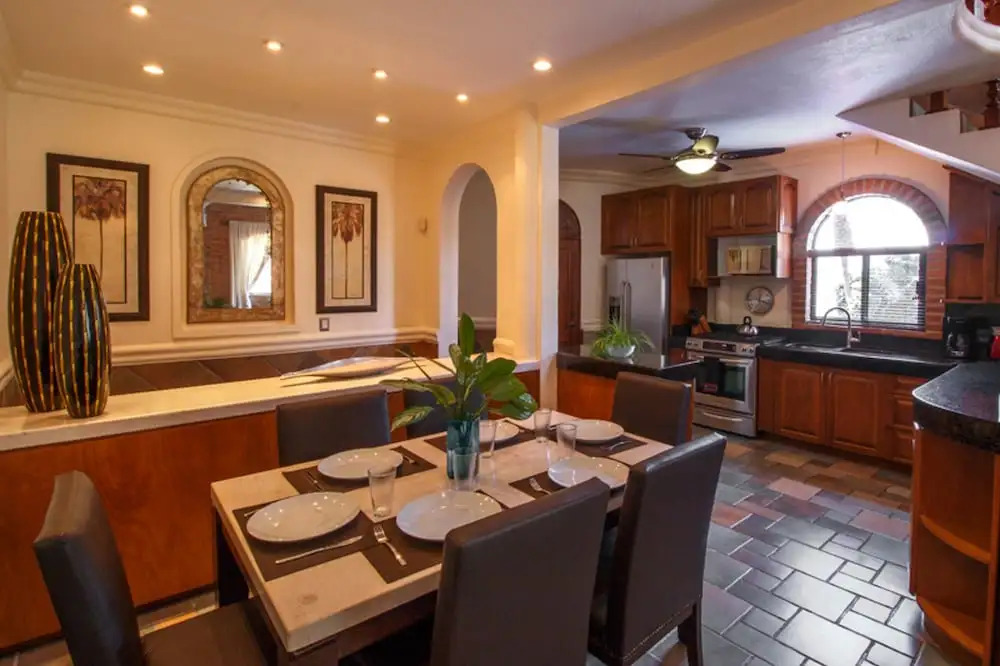 Casa Fibba 4 BR by Casago