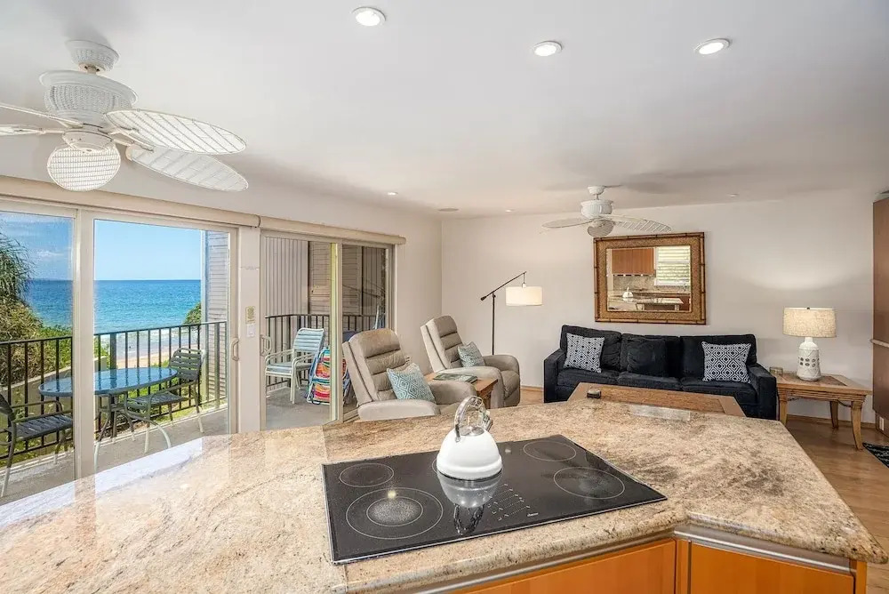 Hale Hui Kai 208 - Ocean View Luxury Condo on the Best Beach on Maui, Split AC!
